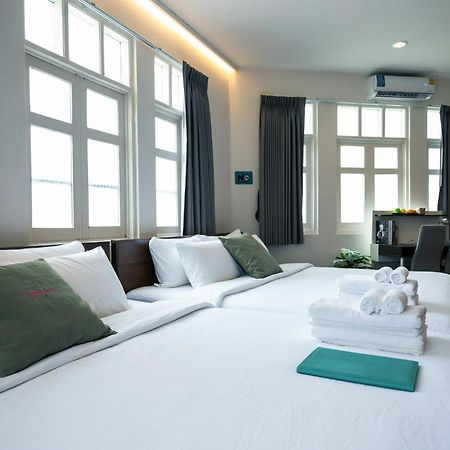 Belivin99 Residence Chinatown Bangkok Buitenkant foto